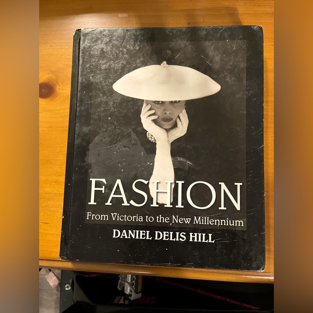 Daniel Delis Hills Fashion book